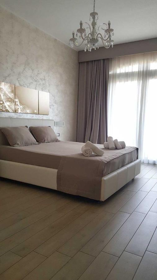 Hotel Aurora ปอร์โตเชซาเรโอ ภายนอก รูปภาพ